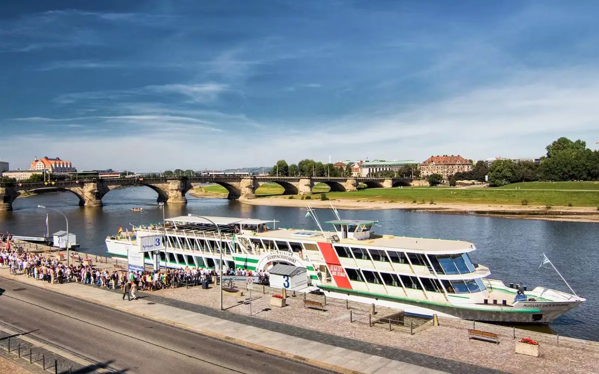Elbe Schiff Einschiffung