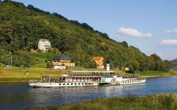Dresden Elbe Pillnitz 5 600